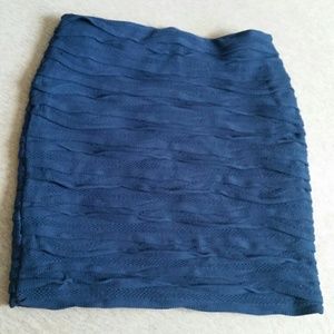 Navy blue textured mini skirt!