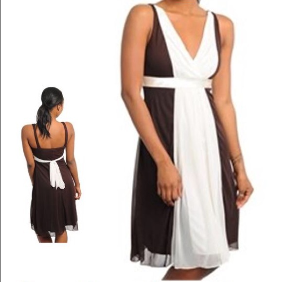 👑Brown and Ivory Chiffon Dress - Medium (Clearance) - Picture 2 of 5