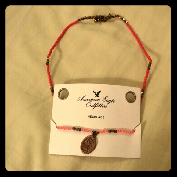 Coral and pink necklace with tree pendant - Picture 1 of 2