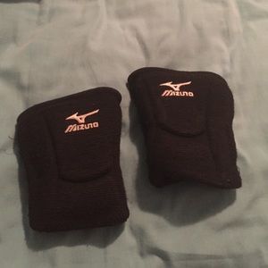 Mizuno Volleyball Knee Pads