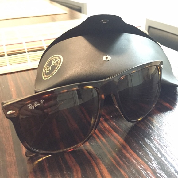 RAY-BAN Boyfriend sunglass! (Polarized) - Picture 4 of 4