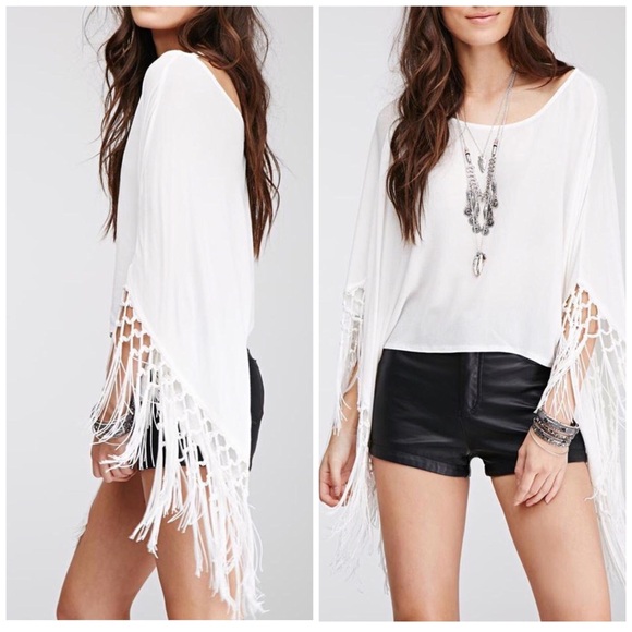 Tops - Fringe sleeve lightweight top
