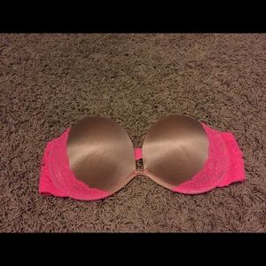 VS PINK BRA WORN A FEW TIMES.