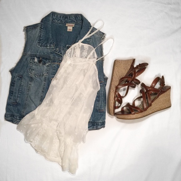 Forever 21 Tops - forever 21 • sheer flowy tank