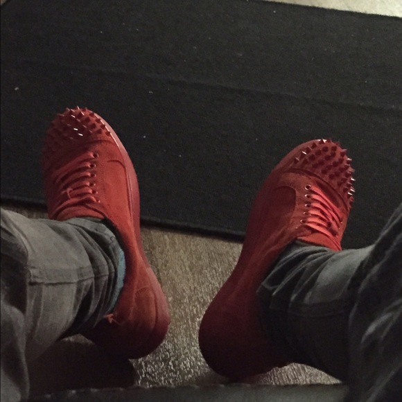 Christian Louboutin Red Vieira 2 Spikes Low Top Sneakers 40  Red Low Top Christian Louboutins