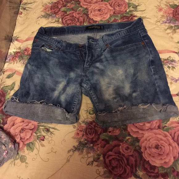 Shorts - Picture 1 of 2