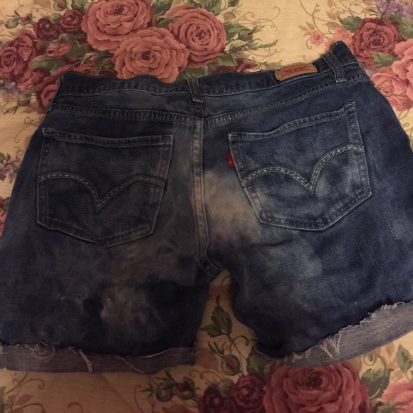 Shorts - Picture 2 of 2