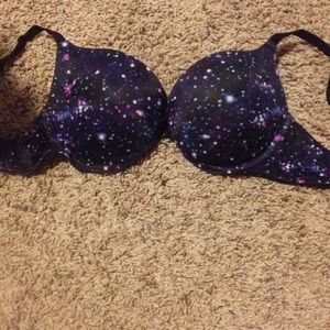 VS PINK BRA BUNDLE. RESERVED