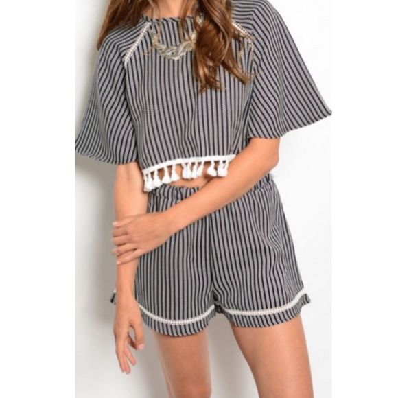 Black + White Open Back Co-Ord - Picture 1 of 2