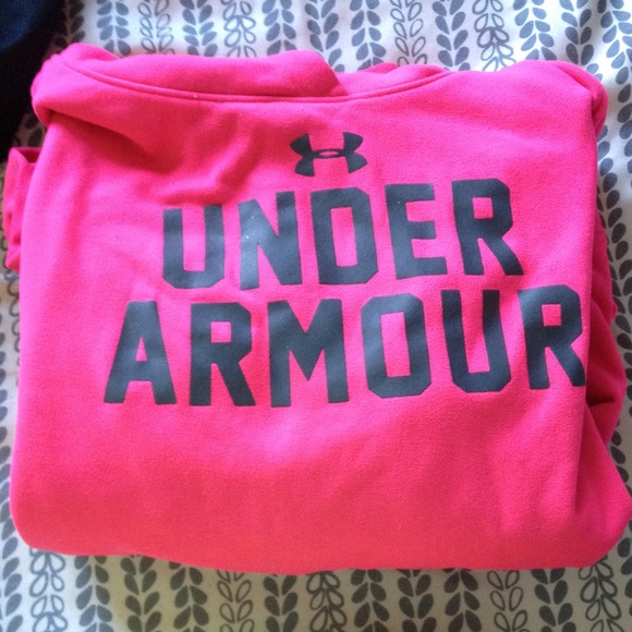 Pink Under Armour sweatshirt 🚫not for sale🚫