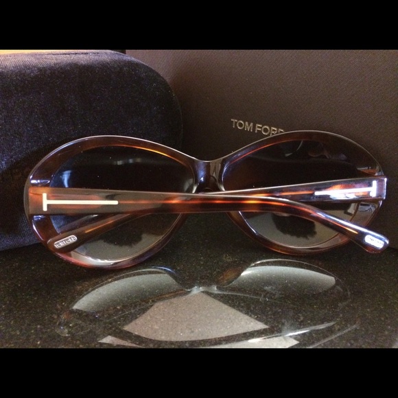 Authentic Tom Ford Sunglasses - Picture 2 of 3