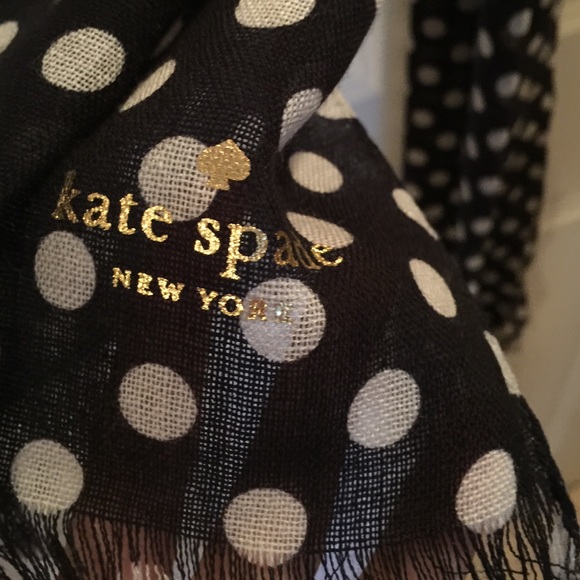 kate spade Accessories - Staple Kate Spade scarf! Perfect condition!