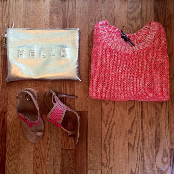 Adorable Electric Salmon & White Crop Sweater - Picture 1 of 4