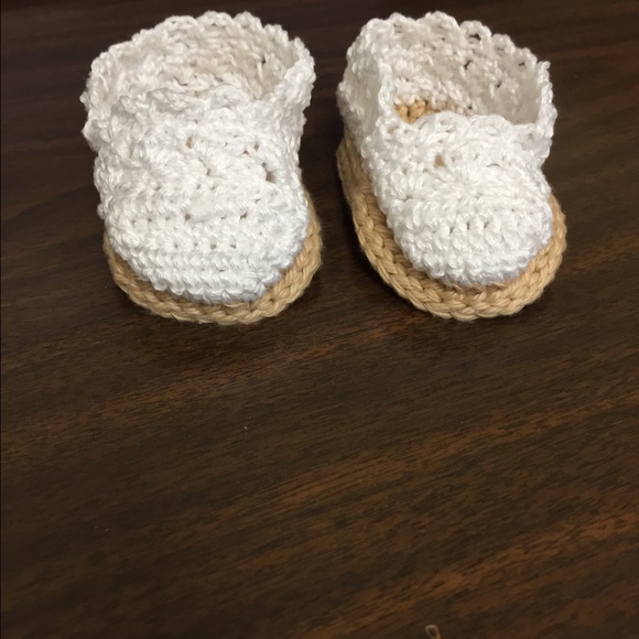 Homemade crochet baby shoes!!!!