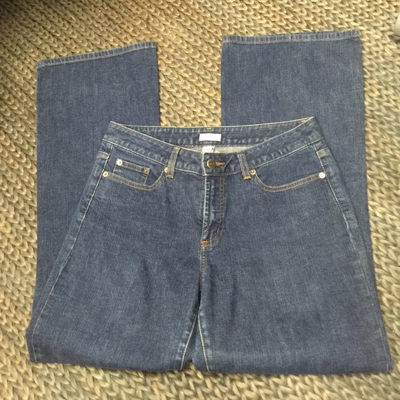 Halogen Denim size 6R jeans. Boot cut
