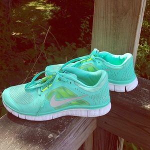 Tiffany blue nike free run 3