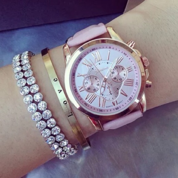 New ladies pink watch