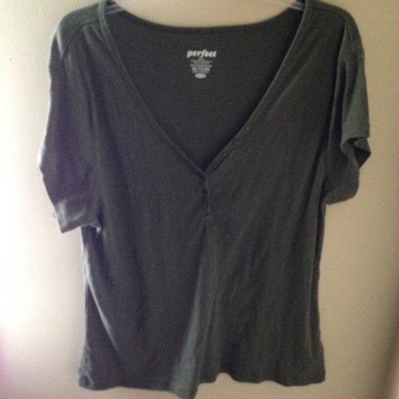 Old navy hunter green plus size tee shirt