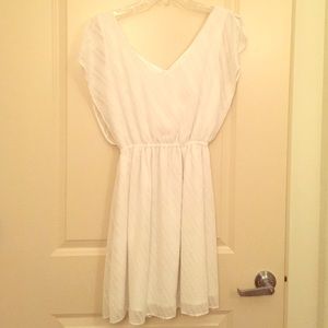 White Gianni Bini Dress