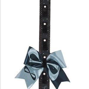 ISO cheer bow holder!!!!