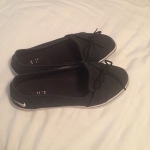 Nike casual shoe