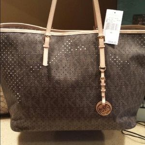 Michael Kors tote