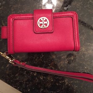 Tory Burch Phone Wallet