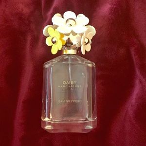 Daisy by Marc Jacobs perfume Eau So Fresh