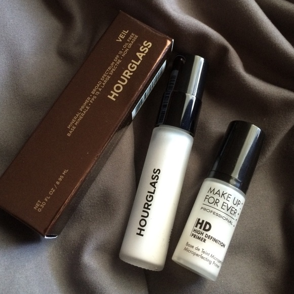Hourglass Mineral Veil & Makeup Forever HD Primer