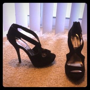 Steve Madden Peep Toe Heels! Worn only once!