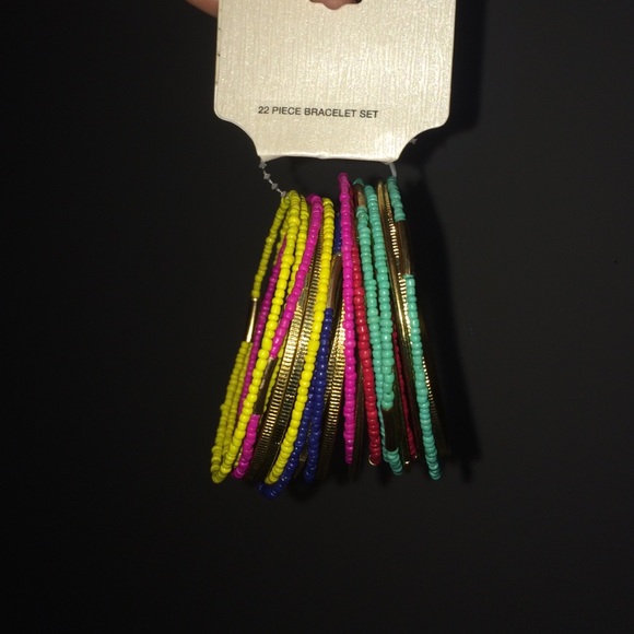 22 Set Bracelets