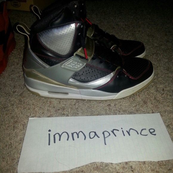 Jordan Flight 45 - Picture 2 of 4