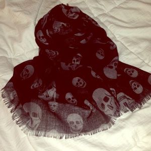 Skull Print Fashion Scarf