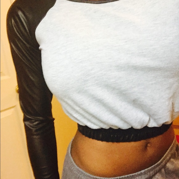 Black and grey crop top