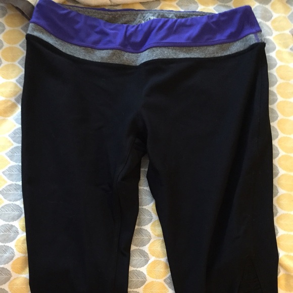 Old Navy active capris black, purple, gray