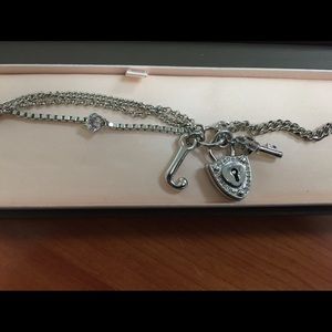 NEW juicy bracelet with tags