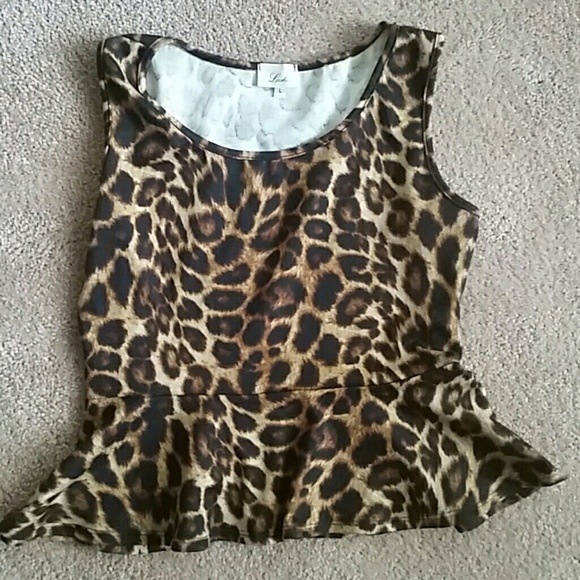 Peplum leopard top!