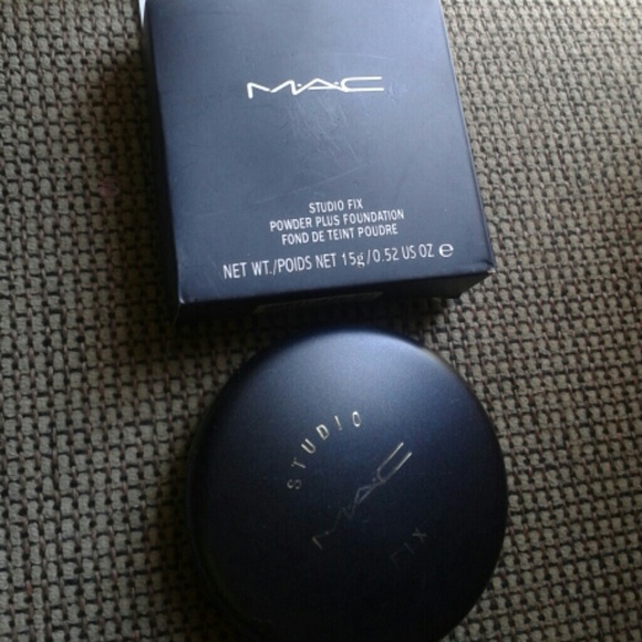 Studio Fix powder plus nc25
