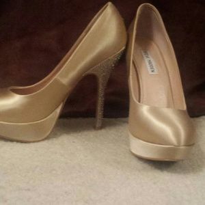 Gold Steve Madden  Pumps