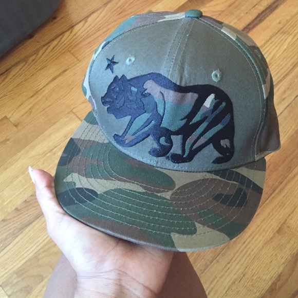 ❌SOLD❌ CA Camo Snapback