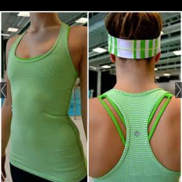 Lululemon crb tank in white and dune gingham