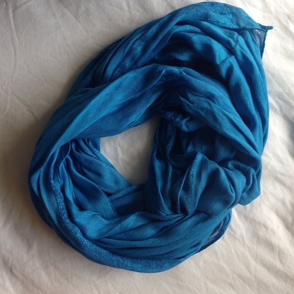 Blue infinity scarf