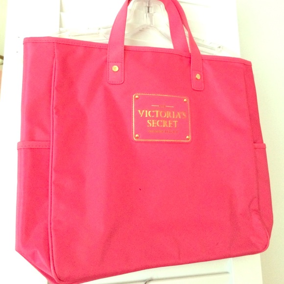 Lot of two tote bags pink and black NWOT