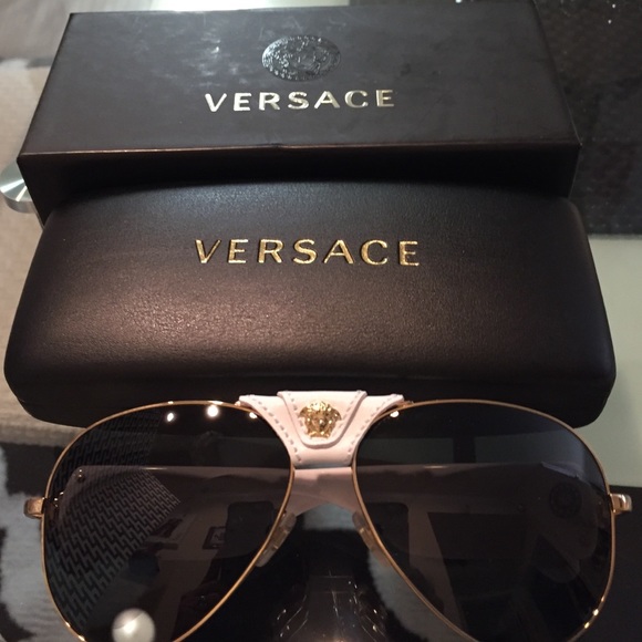 Versace Medusa Sunglass cace-box white-gold
