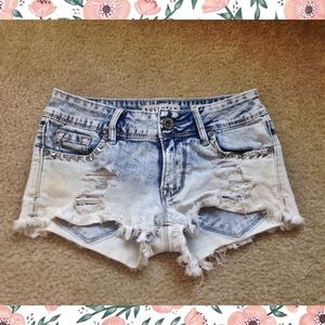 🌴Bullhead Short Shorts🌴