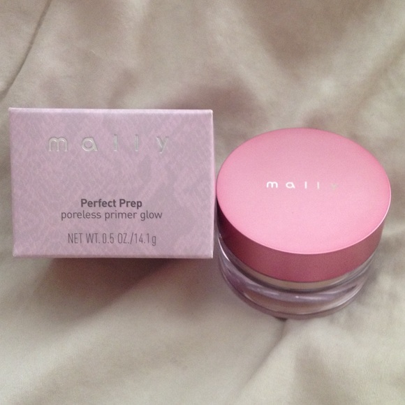 Mally Beauty Perfect Prep Poreless Primer in Glow
