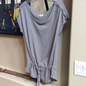Comfy grey shirt