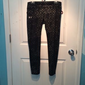 under armor snowflake pattern leggings