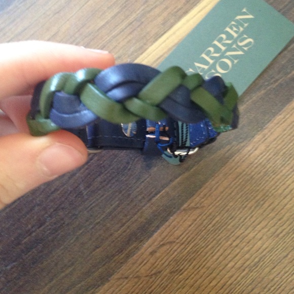 Navy and dark green leather bracelet for men.