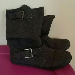 Blowfish size 9 nwot